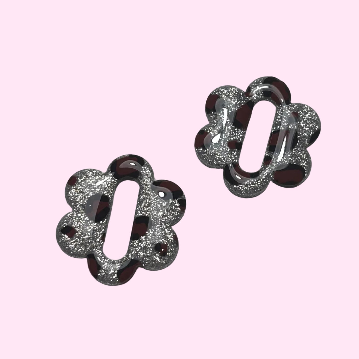 Iris M Léopard argenté